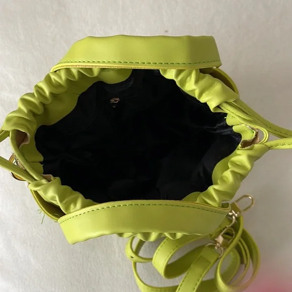 Handbag - Picture 2 of 2